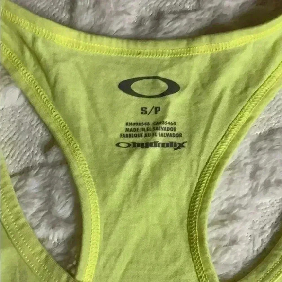 Oakley - Picture 2 of 2